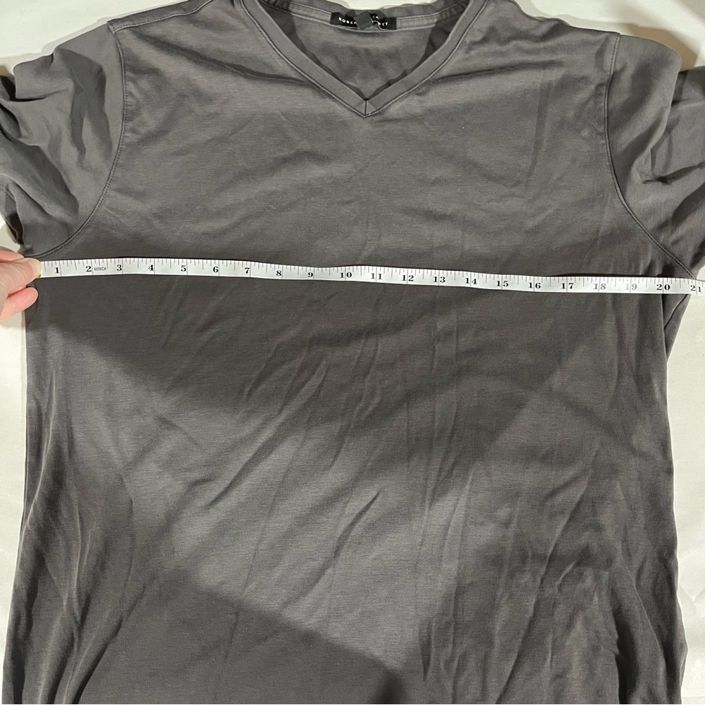 Robert Barakett Charcoal V-Neck T-Shirt Large - Picture 6 of 7